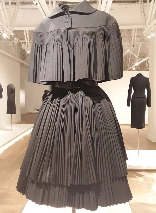 Elegant Evening Glamour